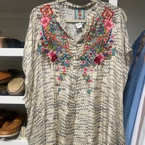 Johnny Was Gray and White V-Neck Tunic / Sundress with Dolman Sleeves